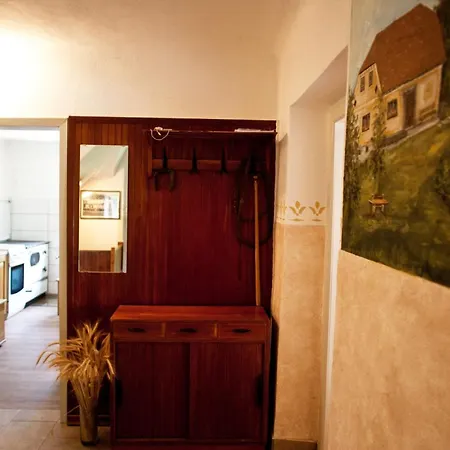 House Pekovo 1825 Ferienhaus *